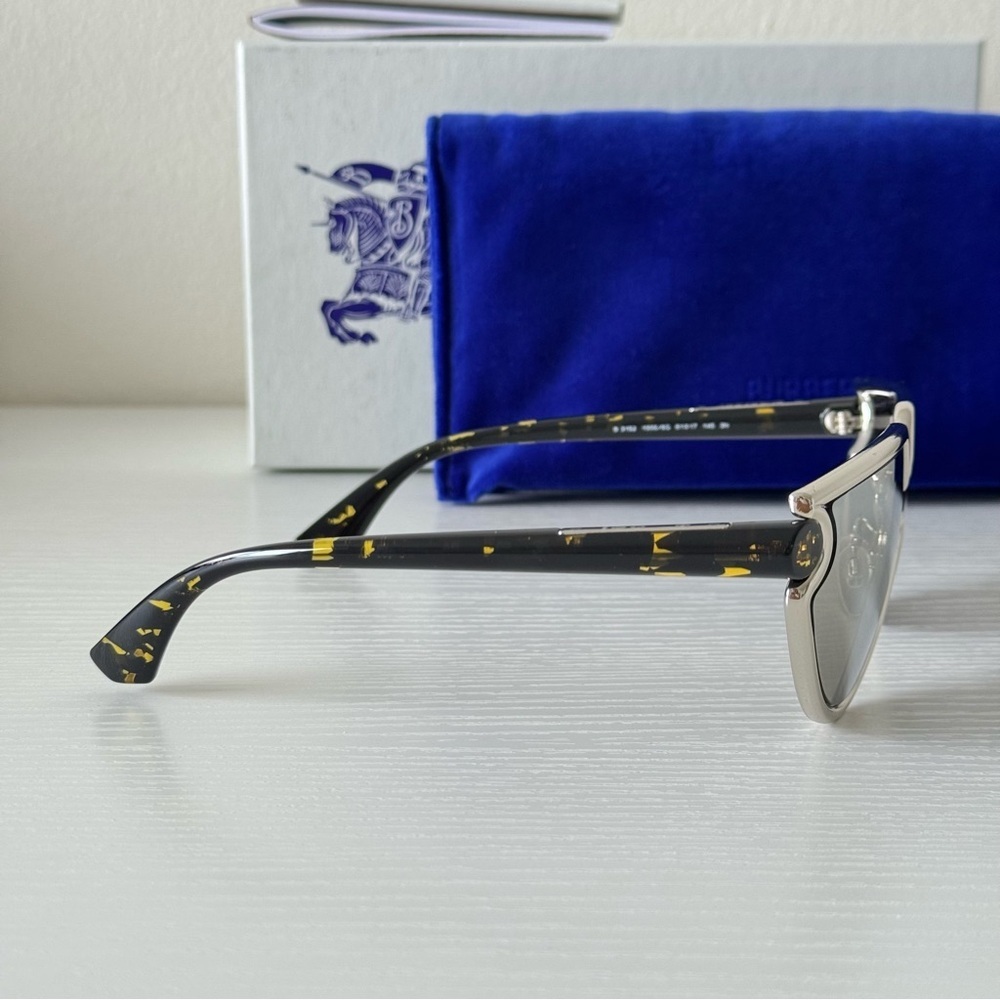 New! Burberry Sunglasses B 3152 1005/6G Metallic Silver Mirror, Authentic - Picture 15 of 16